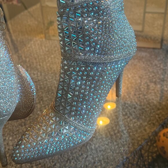 FOREVER Gorgeous Gold Embellished Ankle Boots - Picture 3 of 6